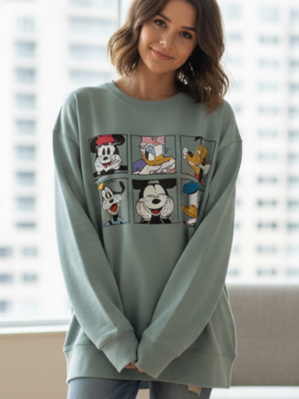 NWT Disney sweatshirt xl